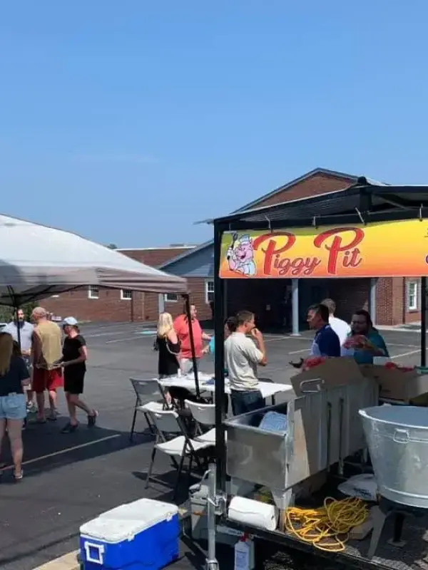 Hot Dogs for Houses, benefiting the local Humane Society